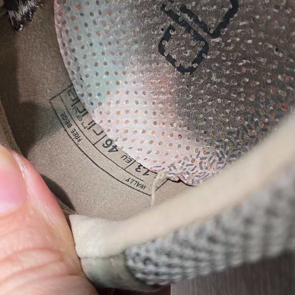 Hey Dude Men's Wally Free Beige Casual Slip On Loafers Flats Sz 13 - Picture 11 of 11